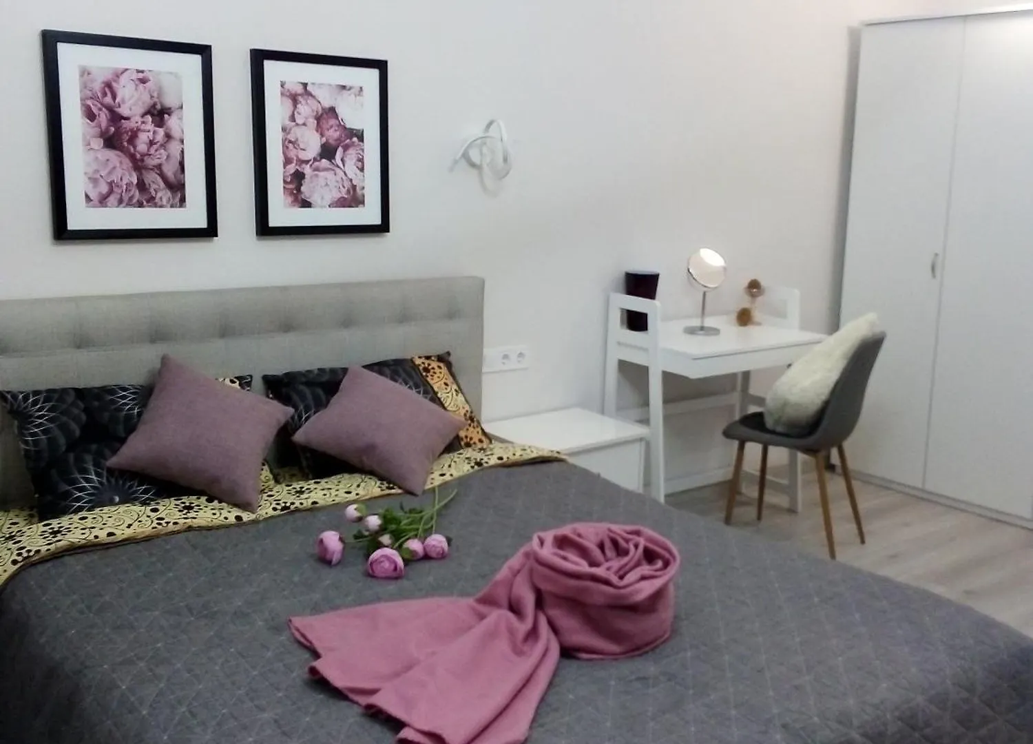 Піон У Львові Apartment  Lviv